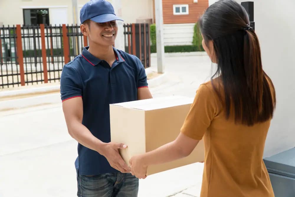 5. Barang Diantarkan dengan Aman ke Rumah Penerima