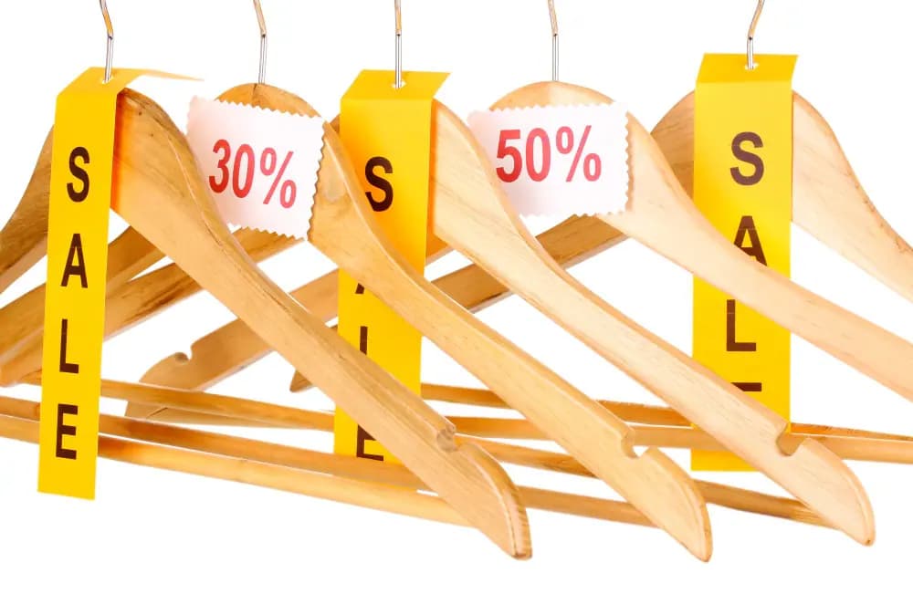 3. Harga Normal Produk Disembunyikan